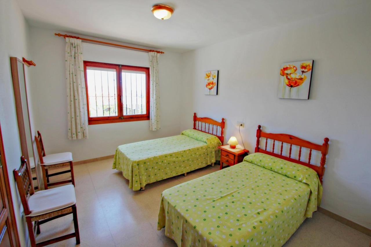 Laura-29A - Pretty Holiday Property With Garden And Private Pool In Calpe Exterior photo
